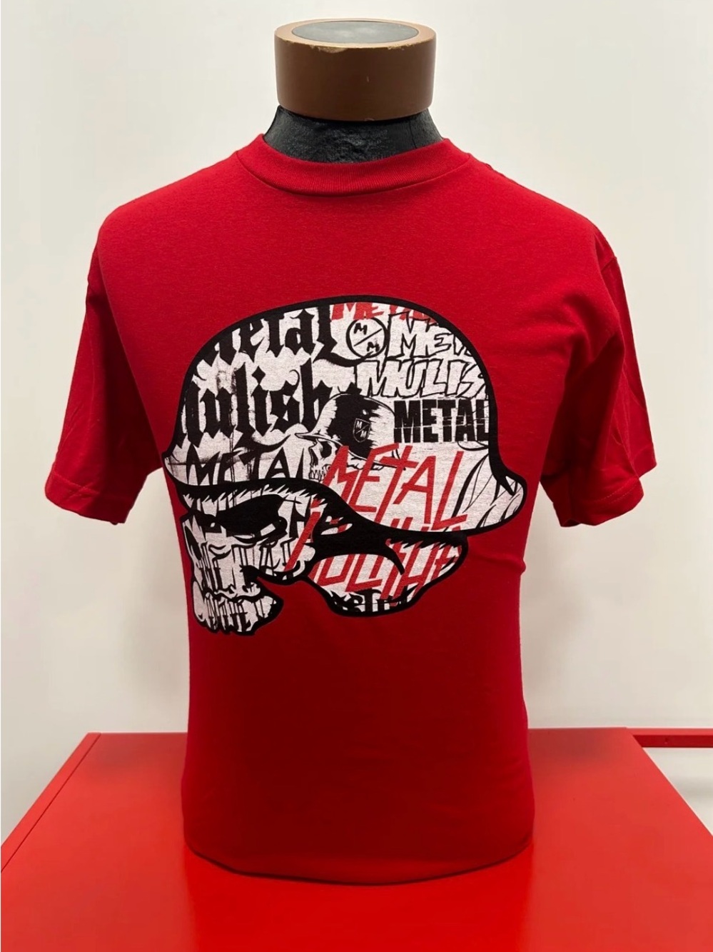 Metal Mulisha Red Short Sleeve Off shoulder Tee with Skull Helmet Graphic